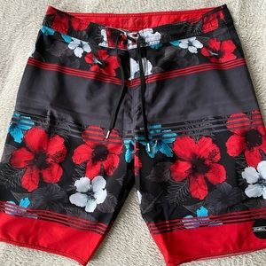 O’Neil boardshorts size 32x20